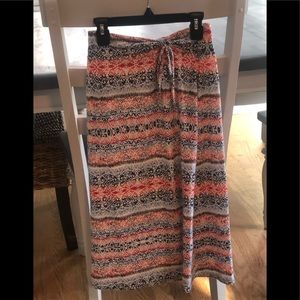 Girls medium maxi skirt (never worn)